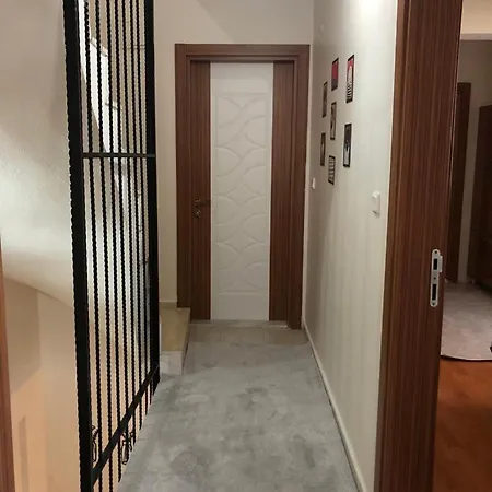 וילה Denize 200 Metre, 3+1 Bahceli גומולדור