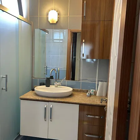 Villa Denize 200 Metre, 3+1 Bahceli *