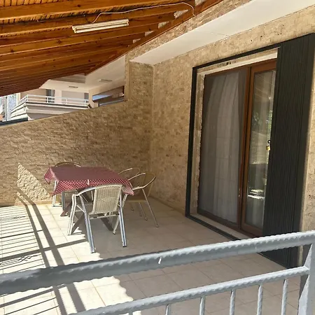 Denize 200 Metre, 3+1 Bahceli * Gumuldur
